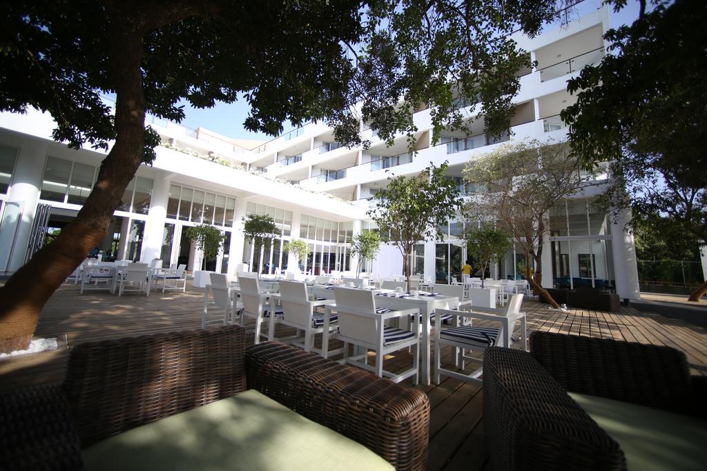 Anilana Nilaveli Hotel Exterior photo