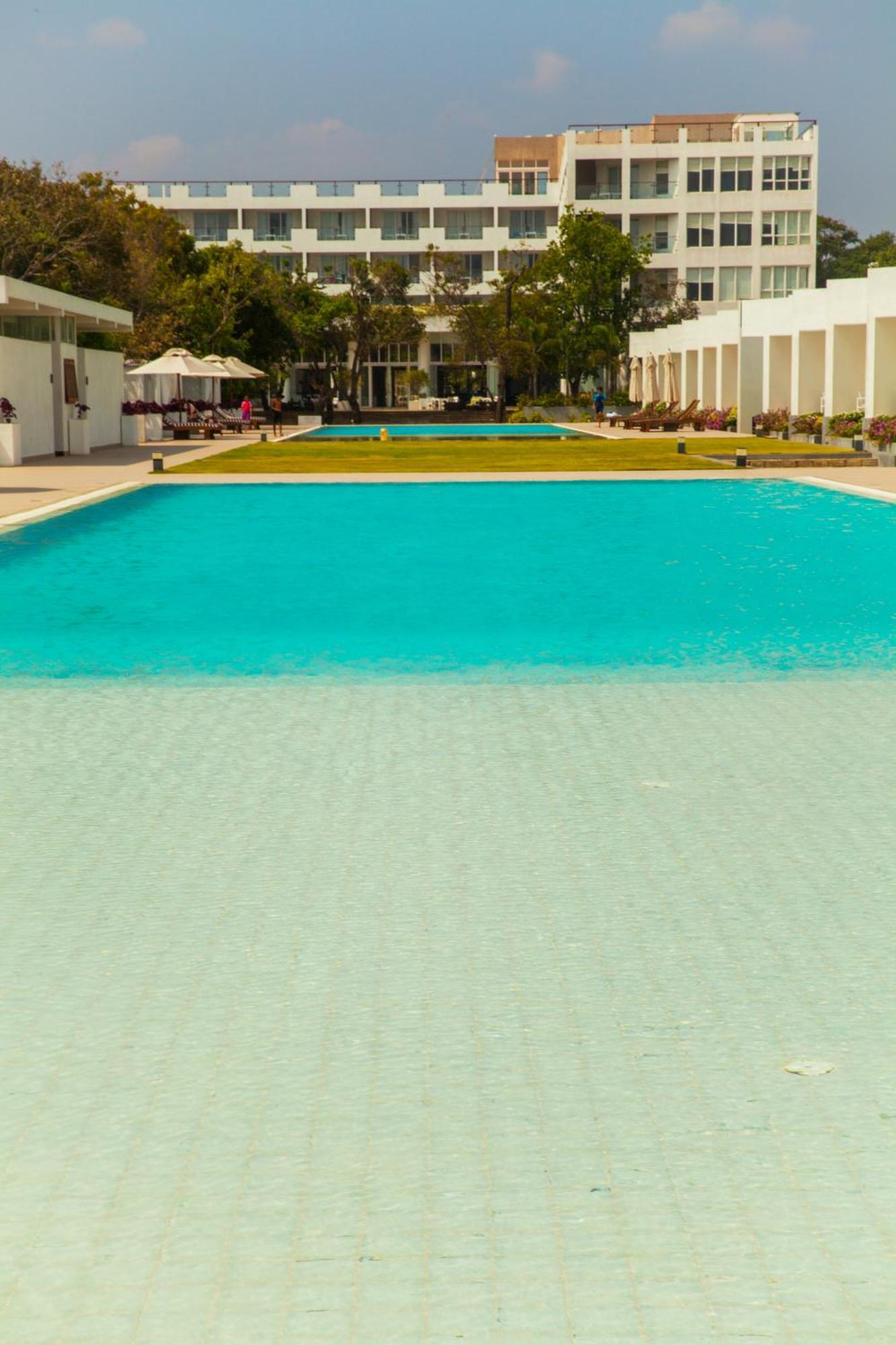 Anilana Nilaveli Hotel Exterior photo
