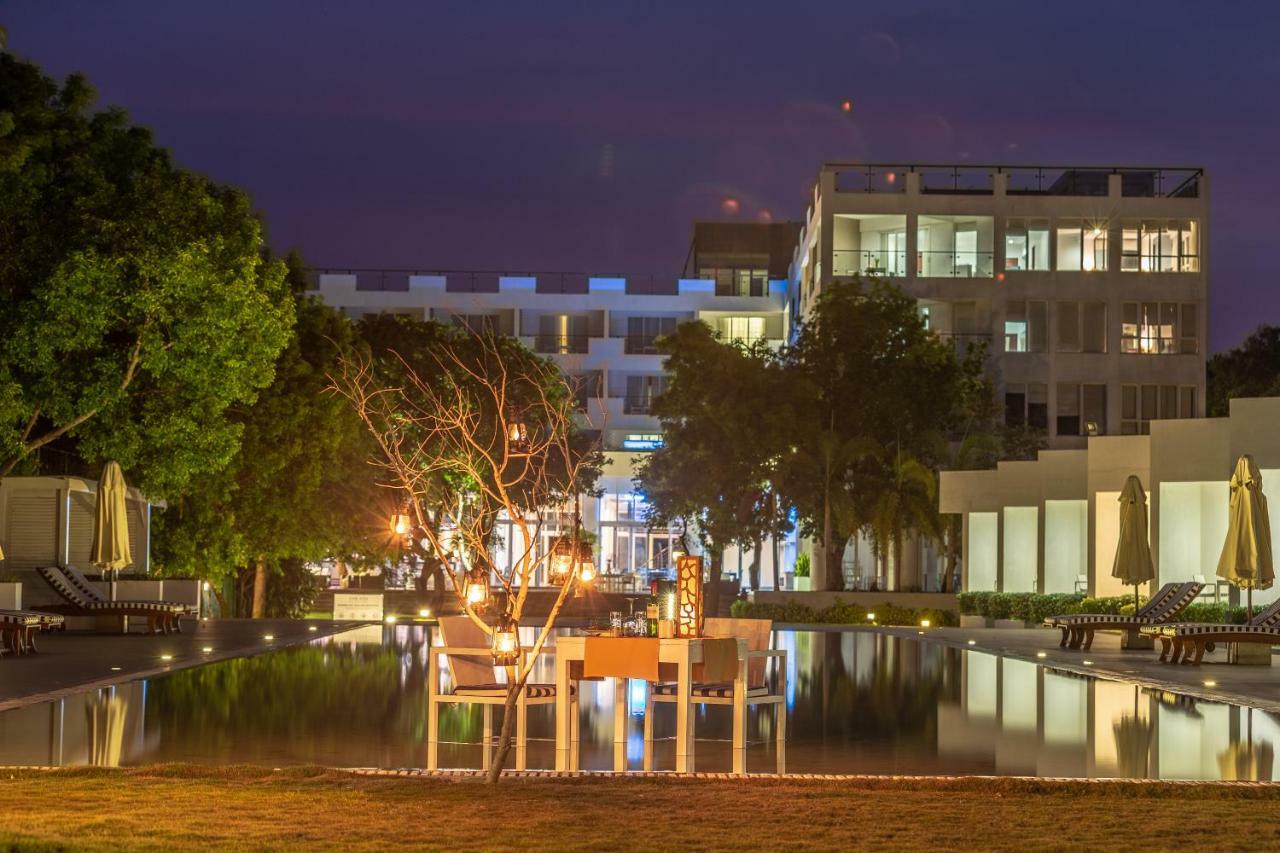 Anilana Nilaveli Hotel Exterior photo
